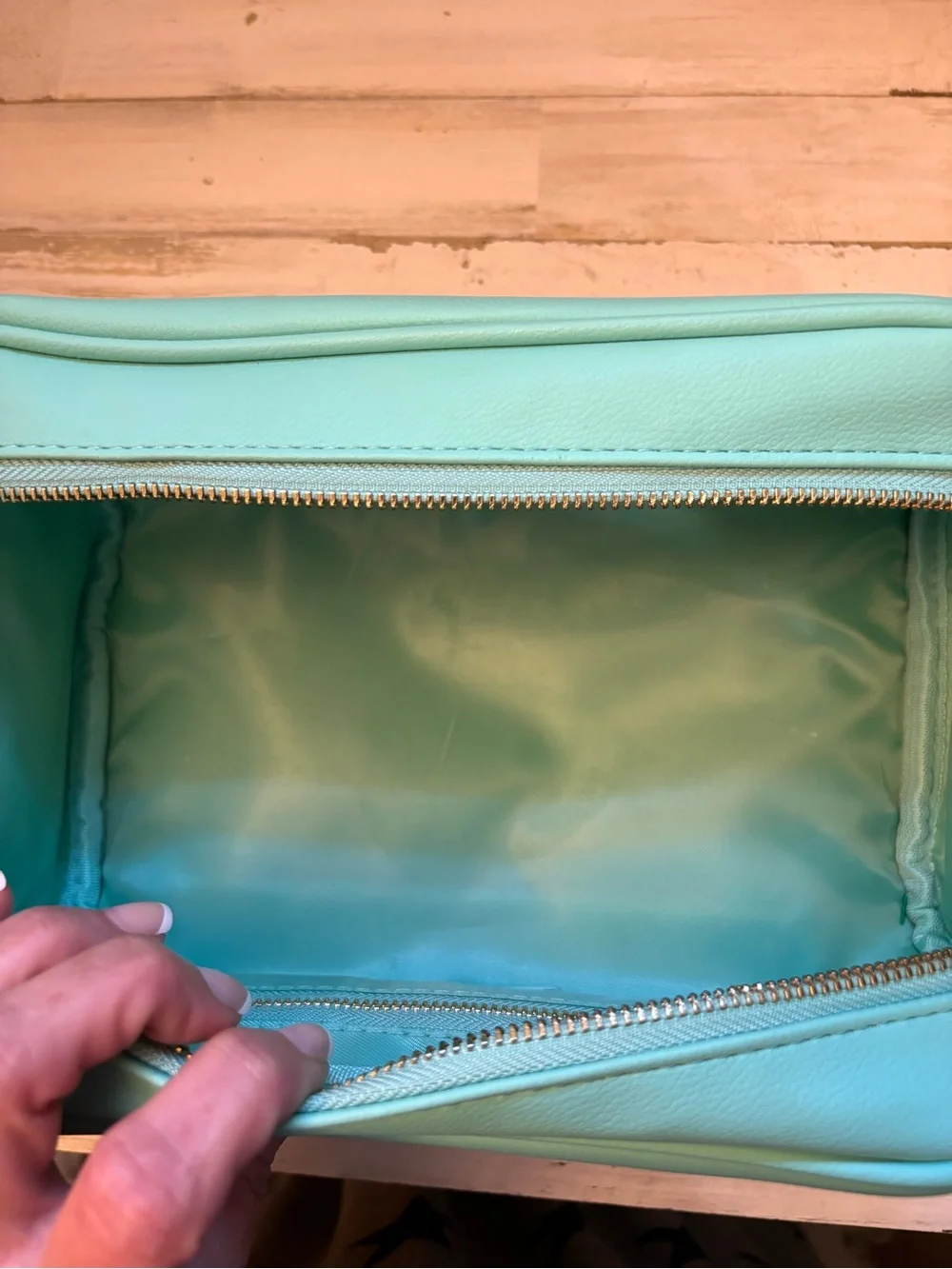 TRULY Mint Green Travel Cosmetic Pouch